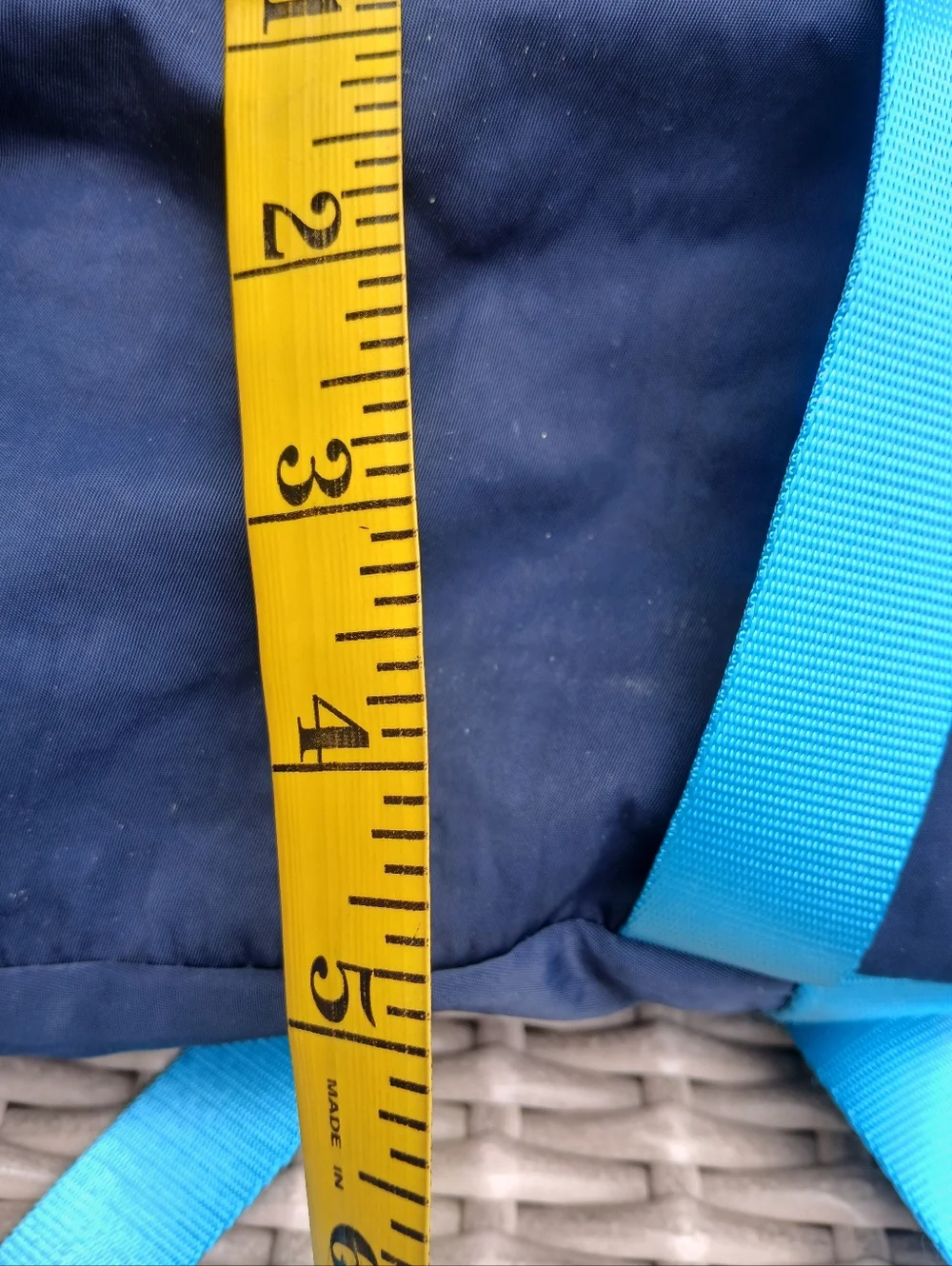 Danskin Convertible Sholder /backpack with Bright Turquoise Straps